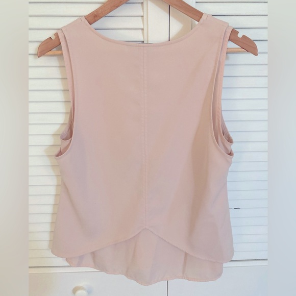 Pale pink sleeveless top - Picture 2 of 4
